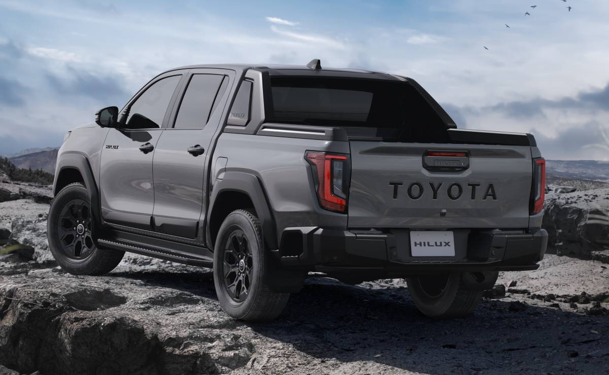 Nueva Toyota Hilux Z Adventure trasera
