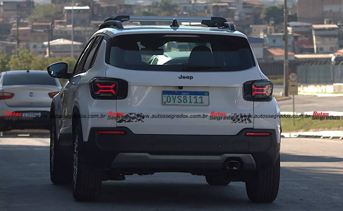 Nuevo Jeep Avenger 2027 trasera 1