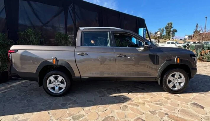 Pick up KGM Musso perfil 1