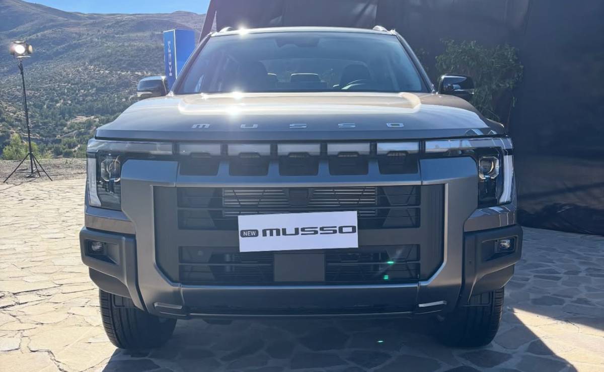 Pick up KGM Musso trompa