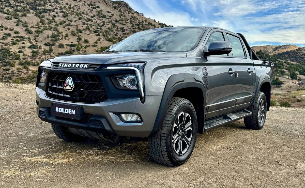 Pick up Sinotruk Bolden frente