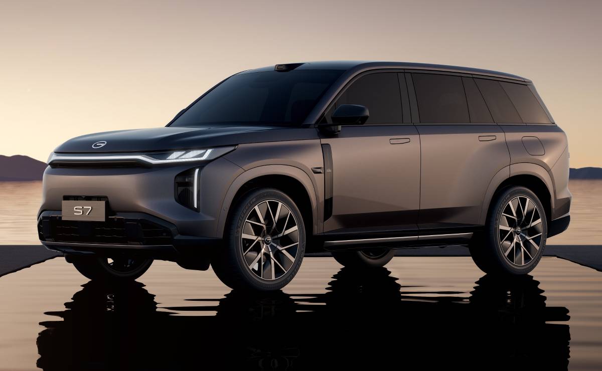 SUV GAC JS7 frente