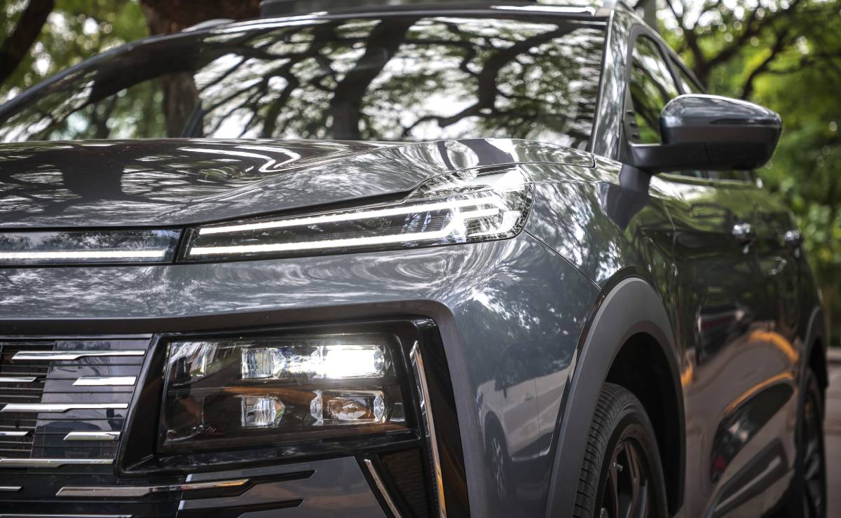 SUV JAC JS6 teaser