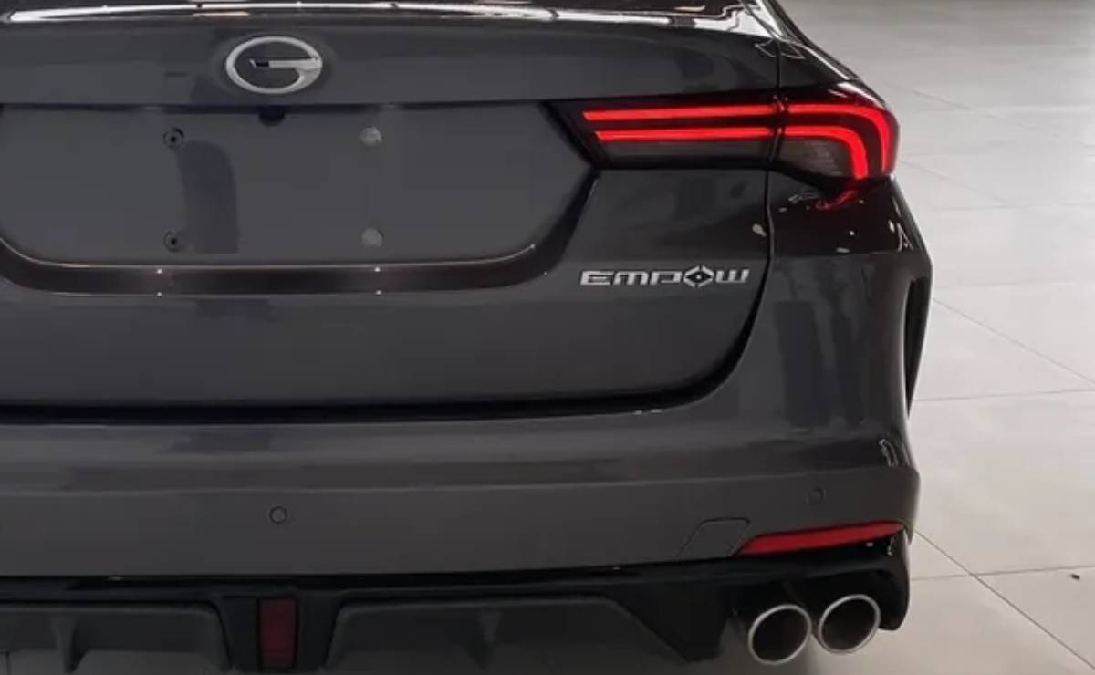 Sedan GAC Empow cola