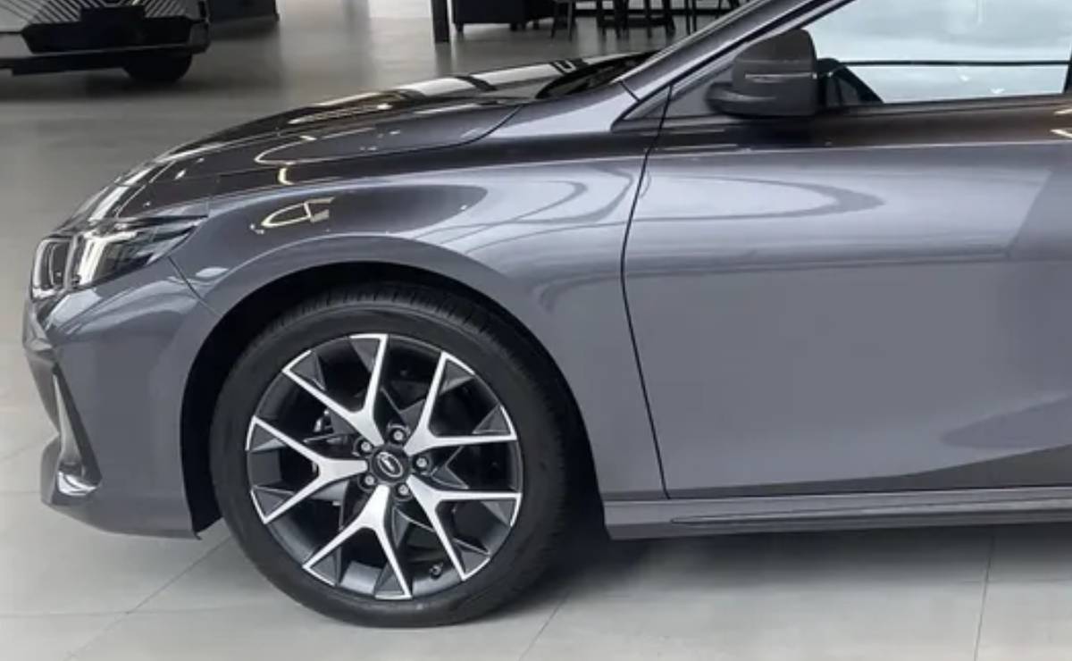 Sedan GAC Empow llanta