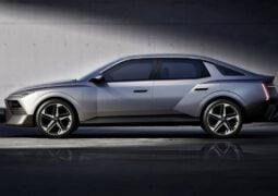Sedan Hyundai Elantra 2027 perfil