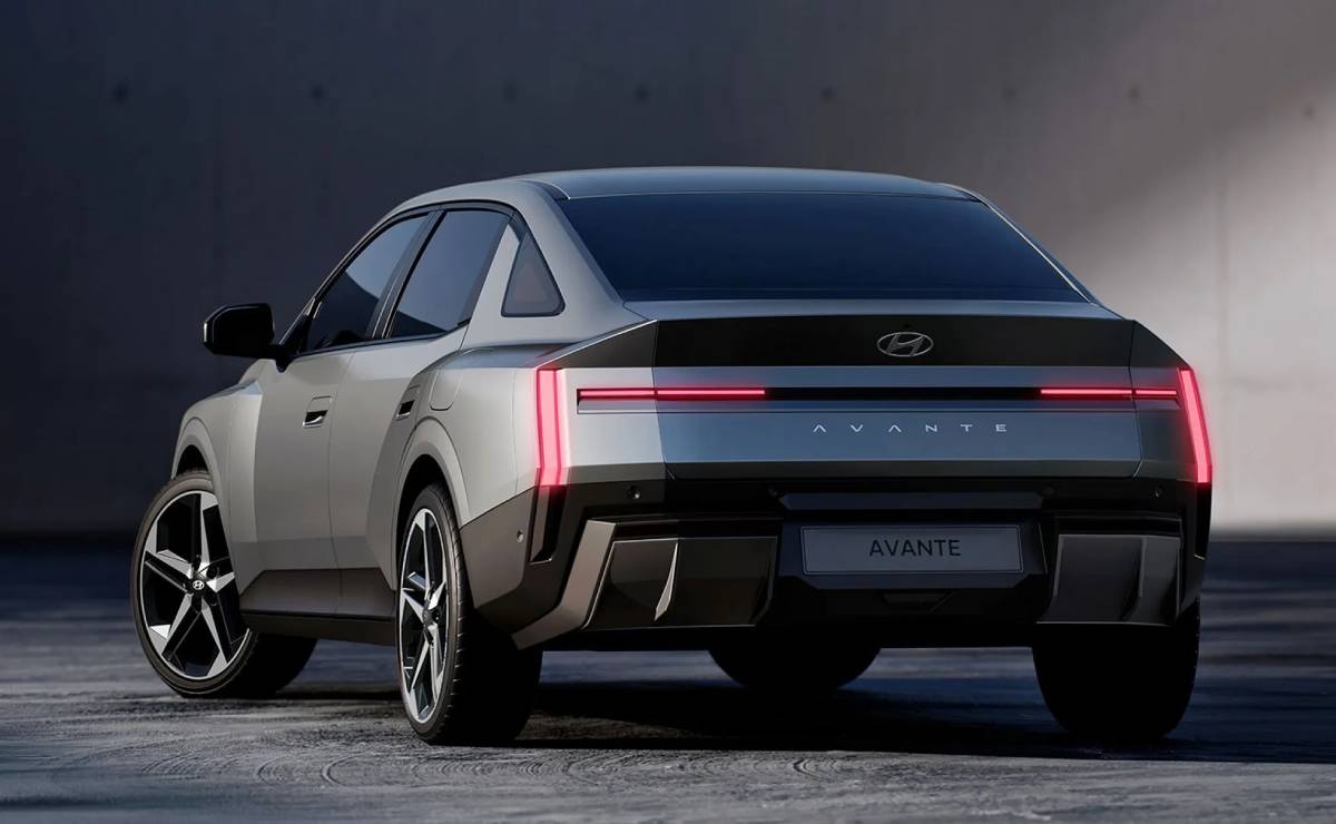 Sedan Hyundai Elantra 2027 trasera