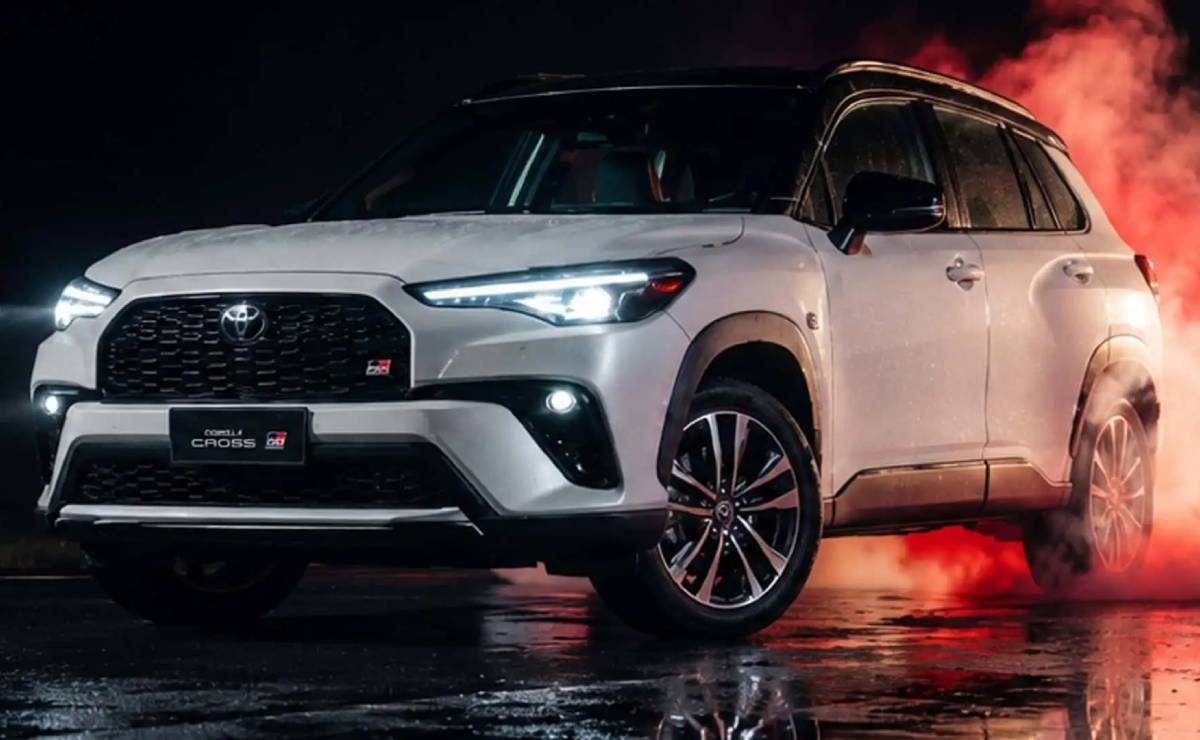 Toyota actualizó el Corolla Cross: el SUV suma retoques y nueva tecnología para enfrentar a Ford Territory 3 Toyota Corolla Cross 2027 frente
