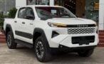Toyota Hilux Trailhunter 2026 en vista frontal