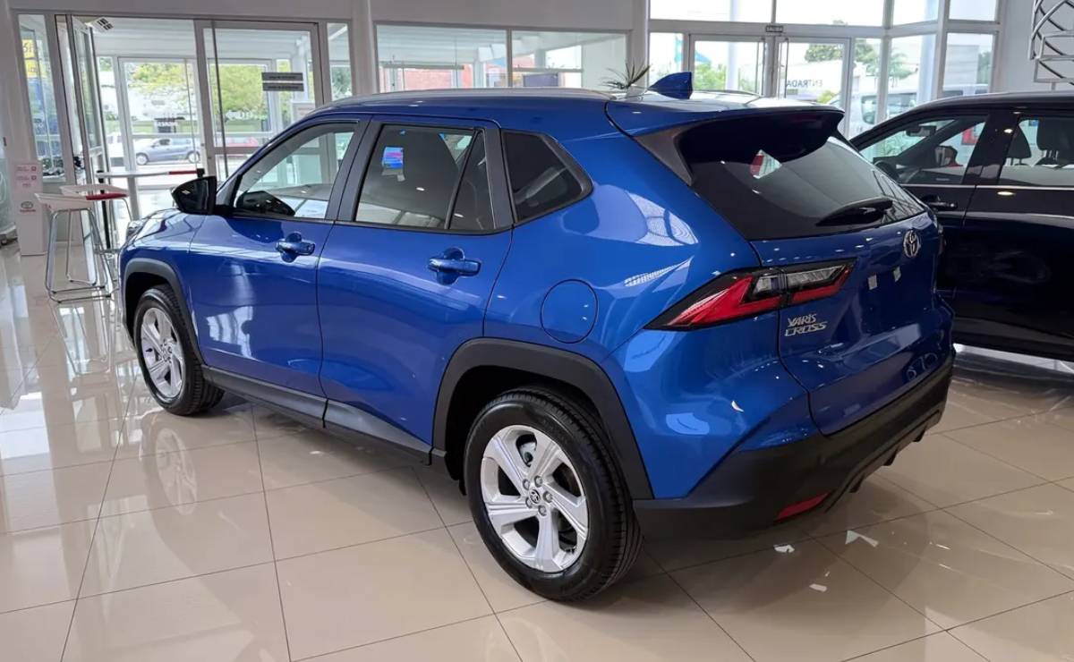 Toyota Yaris Cross XLI trasera