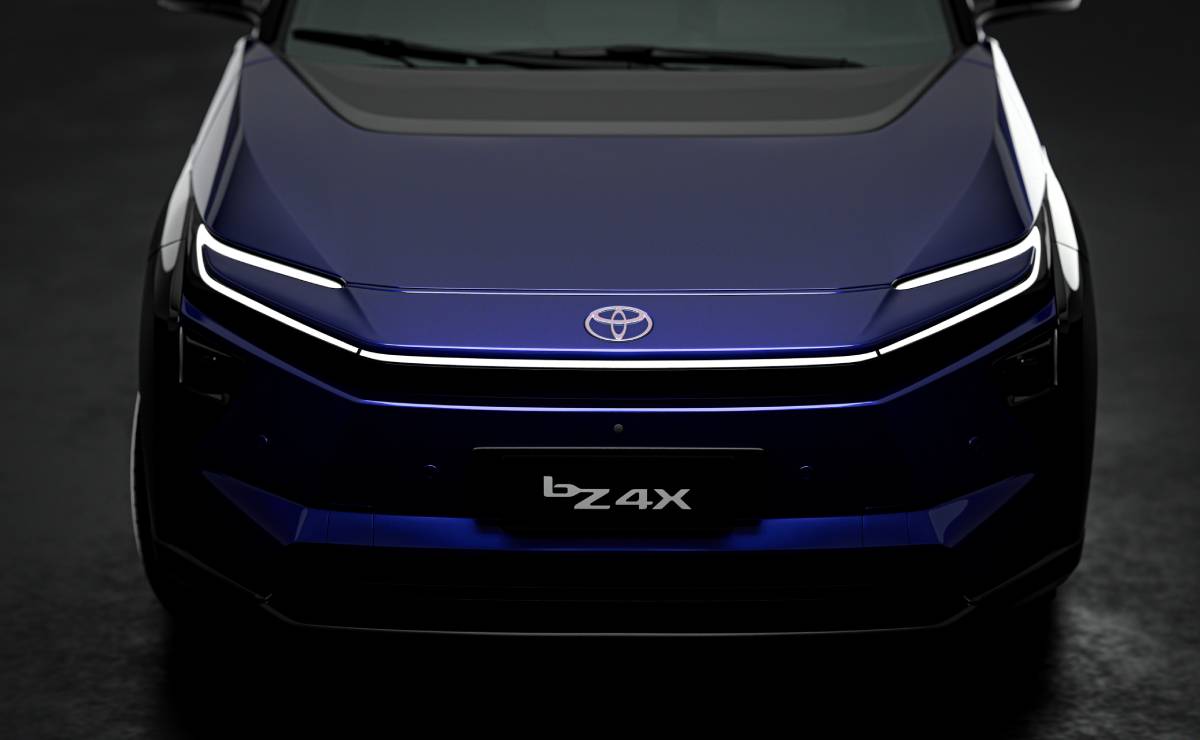Toyota bZ4X trompa 1