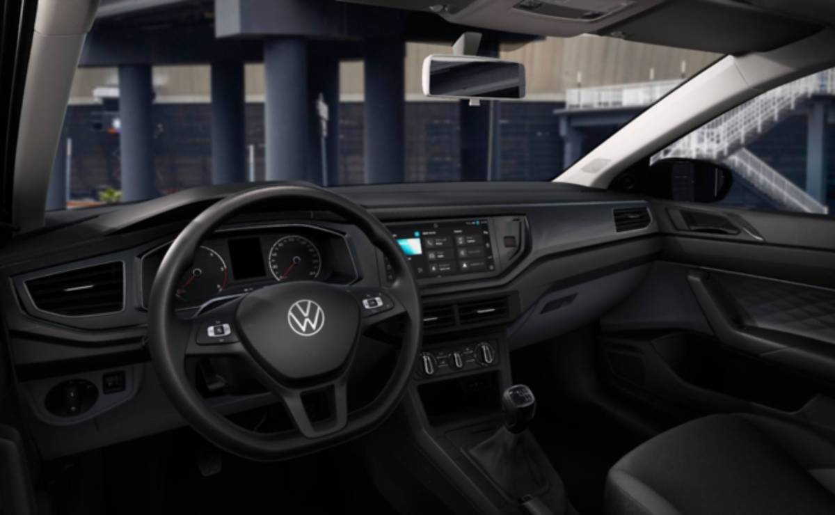 Uno de los Volkswagen más baratos mantiene su precio: cuánto cuesta el Polo en junio 2026 6 Volkswagen Polo Track interior 1