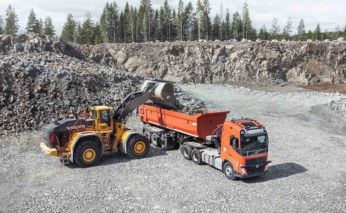 Volvo y un hito con su camión autónomo
