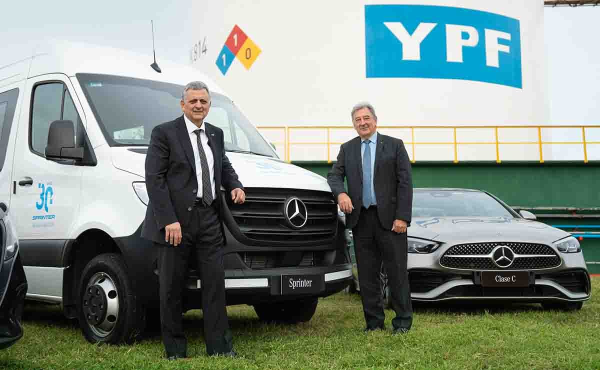 YPF y Prestige Auto, celebran un acuerdo que impulsa nuevas soluciones para la movilidad 1 YPF y Mercedes Benz Sprinter
