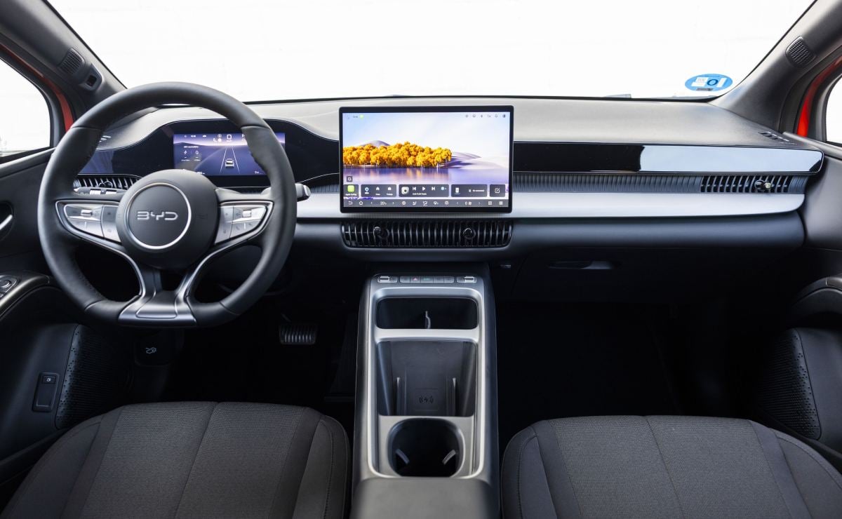 byd dolphin g dm i 4