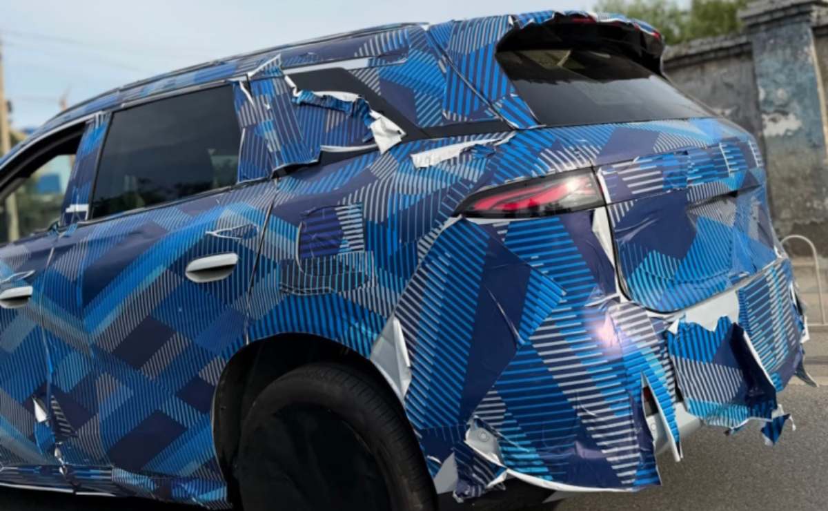 BYD prueba su nuevo SUV de siete plazas accesible que busca sacudir el mercado 1 byd tang 1