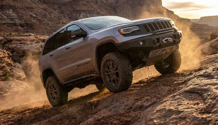jeep resucito la trailhawk con 28 cm de despeje y