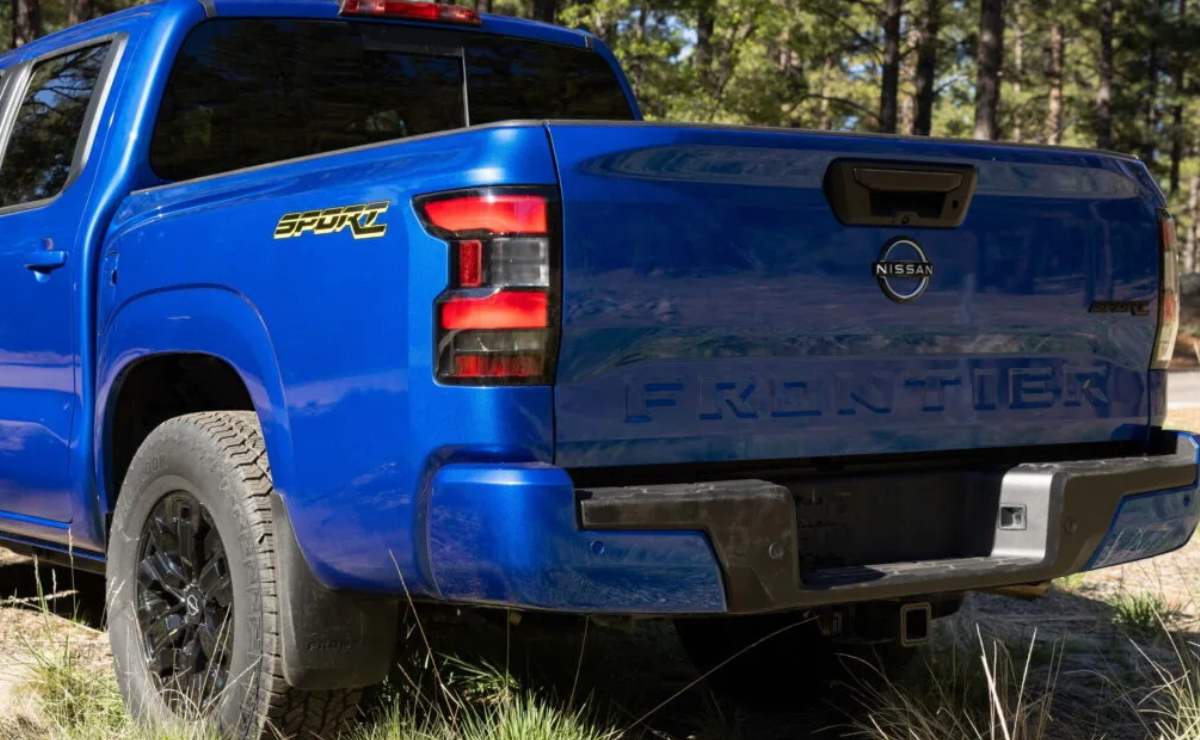 nissan frontier 2027