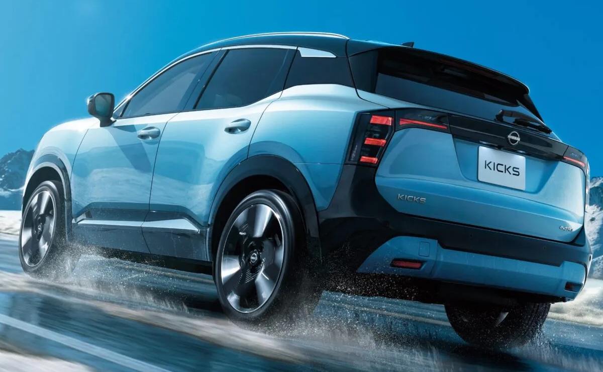 nissan kicks 5