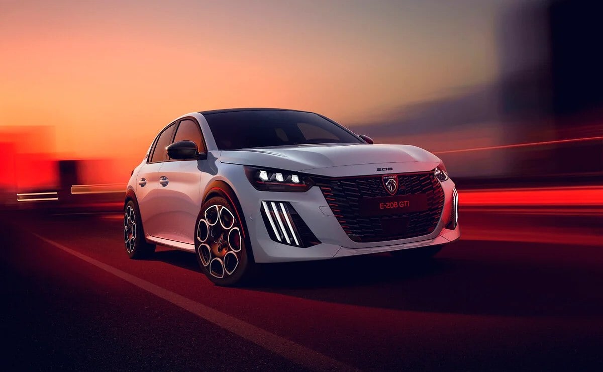 El Peugeot 208 GTi está de vuelta: llega con 280 CV y suma más tecnología 3 peugeot e 208 gti 1