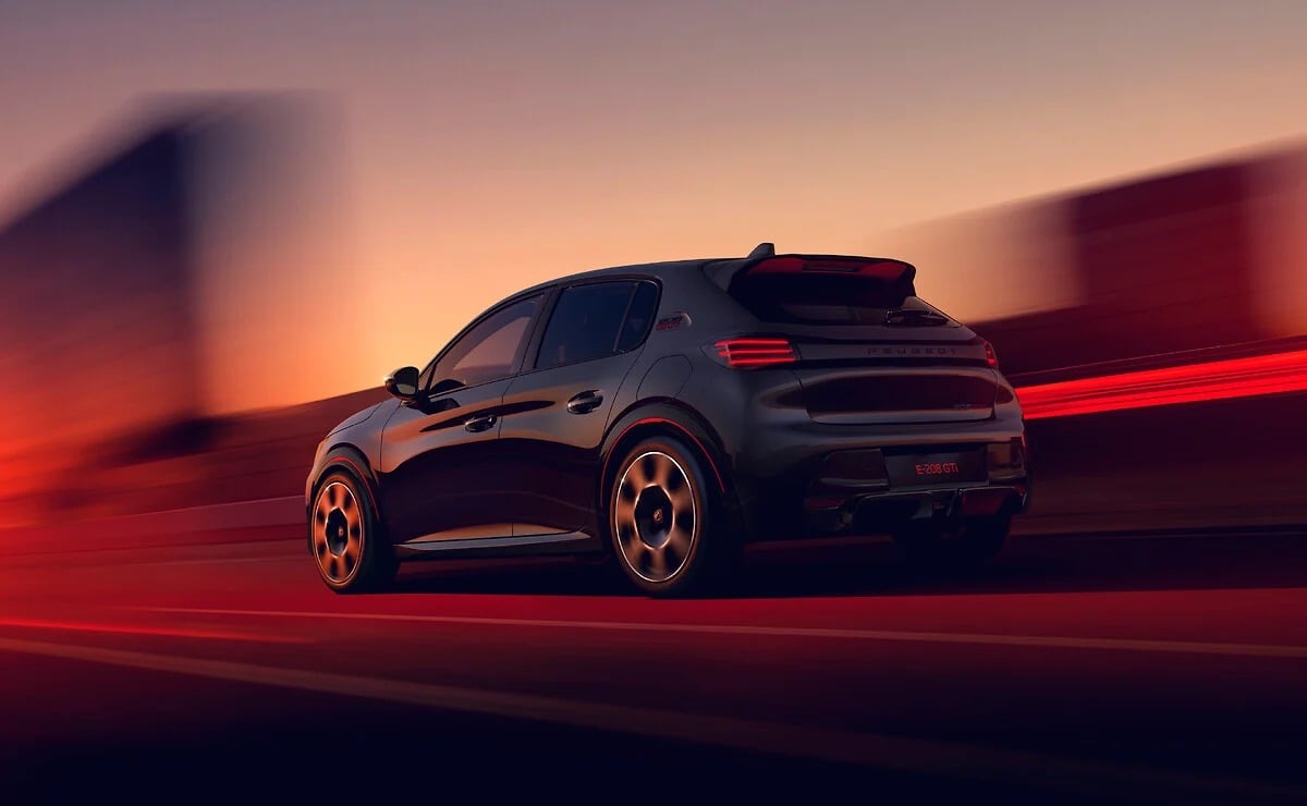 El Peugeot 208 GTi está de vuelta: llega con 280 CV y suma más tecnología 9 peugeot e 208 gti 2