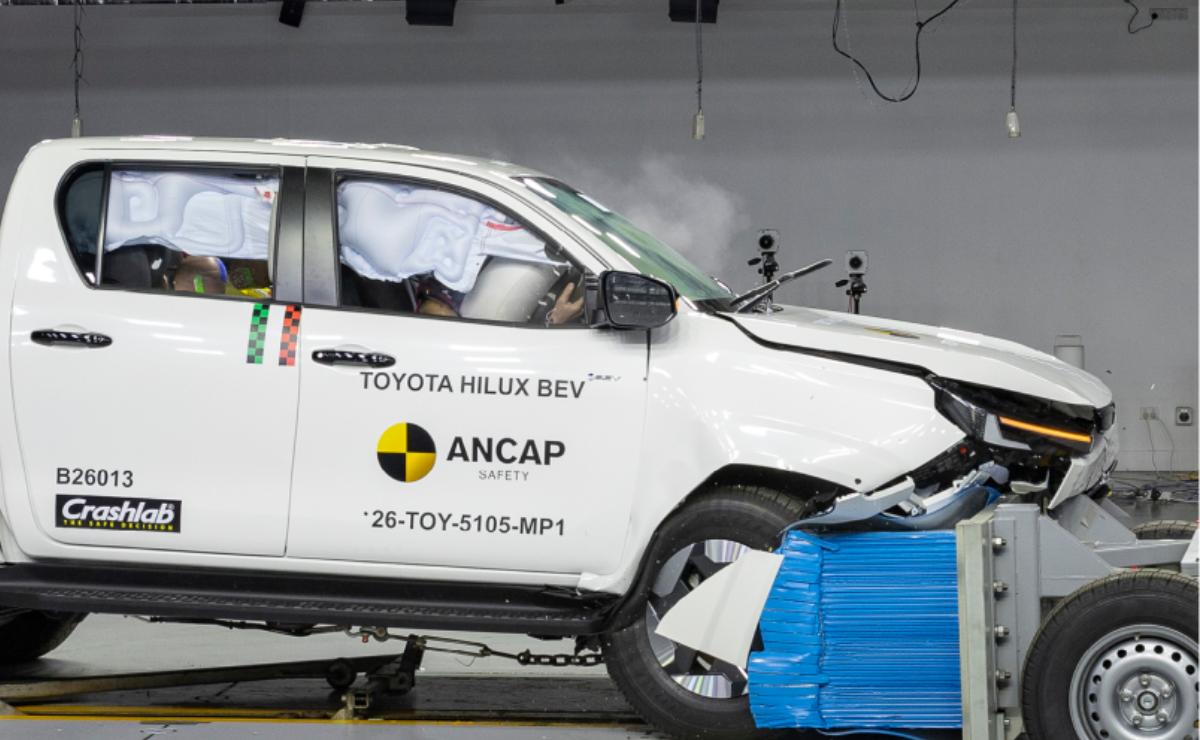 toyota hilux 2026 18