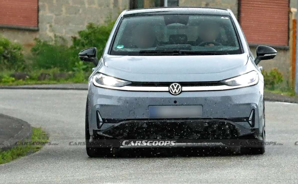 Volkswagen prueba el nuevo hatch de su gama más tecnológica: así es el deportivo que promete 322 CV 3 volkswagen id. gti 3