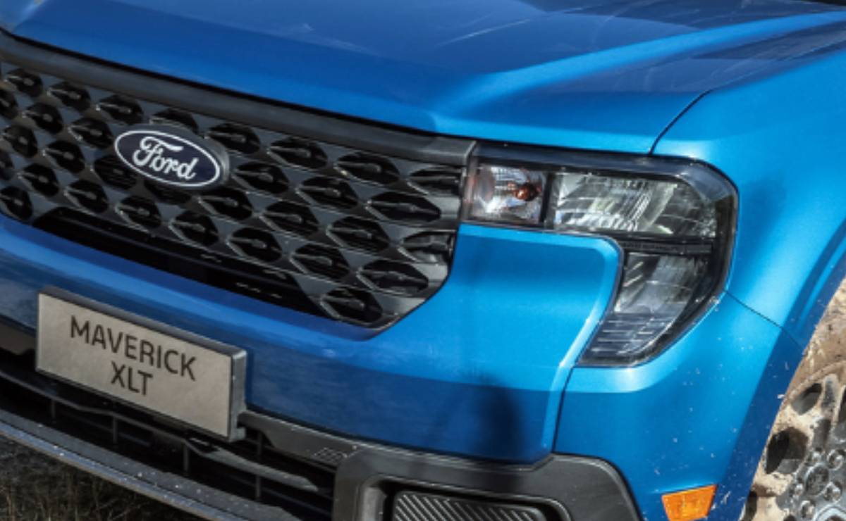 Ford Maverick XLT teaser