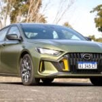 Tiene asientos con masaje y hasta heladera: se lanzó un nuevo SUV que sorprende con su equipamiento 3 Imagen relacionada