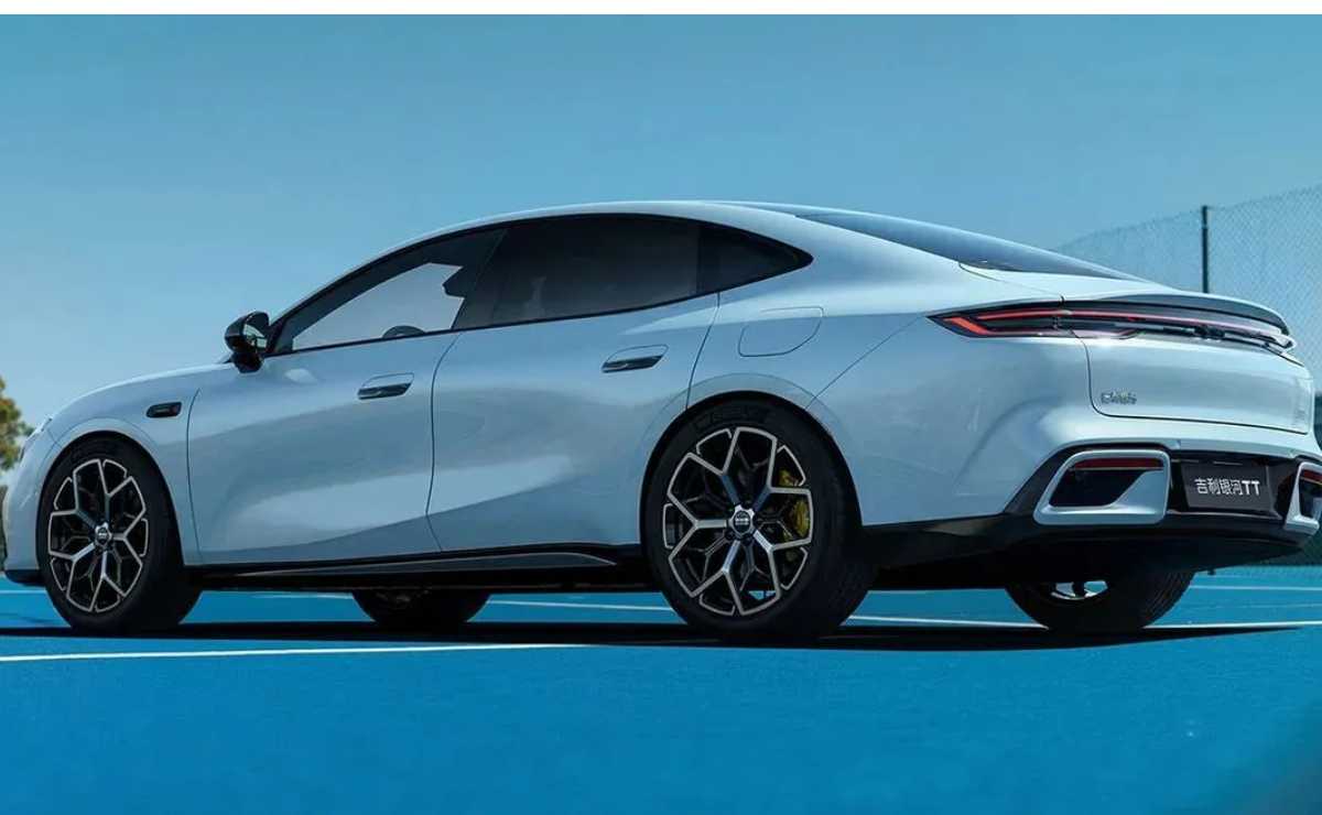 570 CV, dos motores y tracción integral: el sedán deportivo que promete un precio accesible 2 Geely Galaxy TT Sedan