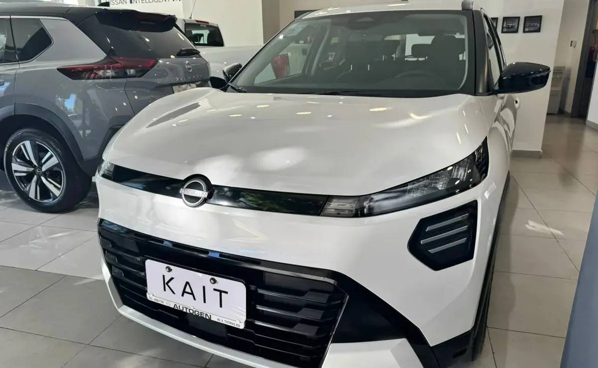 Precio accesible y buen equipamiento: cómo es el SUV más barato de Nissan y qué ofrece 3 Nissan Kait Sense trompa