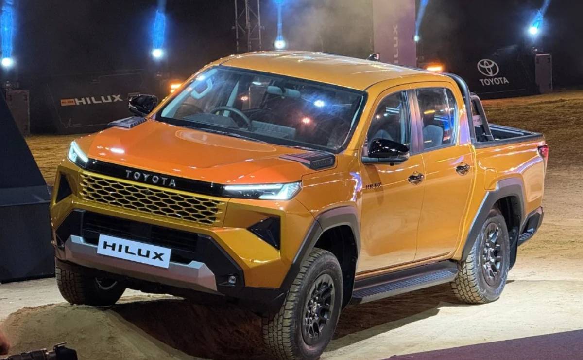 Nueva Toyota Hilux 2026 frente 1
