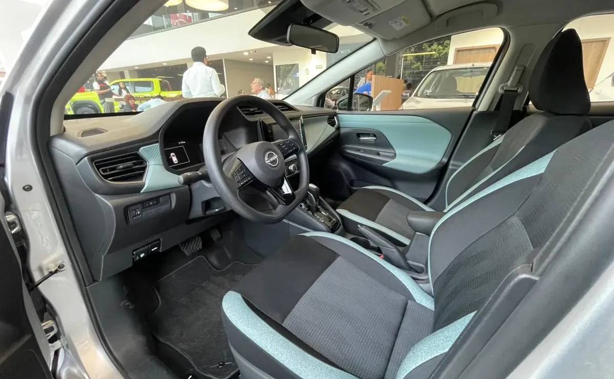 Nuevo Nissan Versa 2027 interior