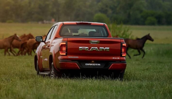 RAM Dakota LAramie (2)