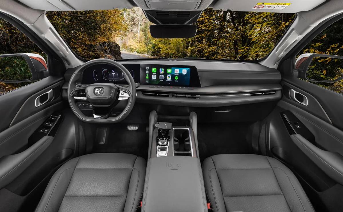 La RAM Dakota más barata supera los 80 millones: motor 2.2, 200 CV y tracción 4x4 5 RAM Dakota LAramie
