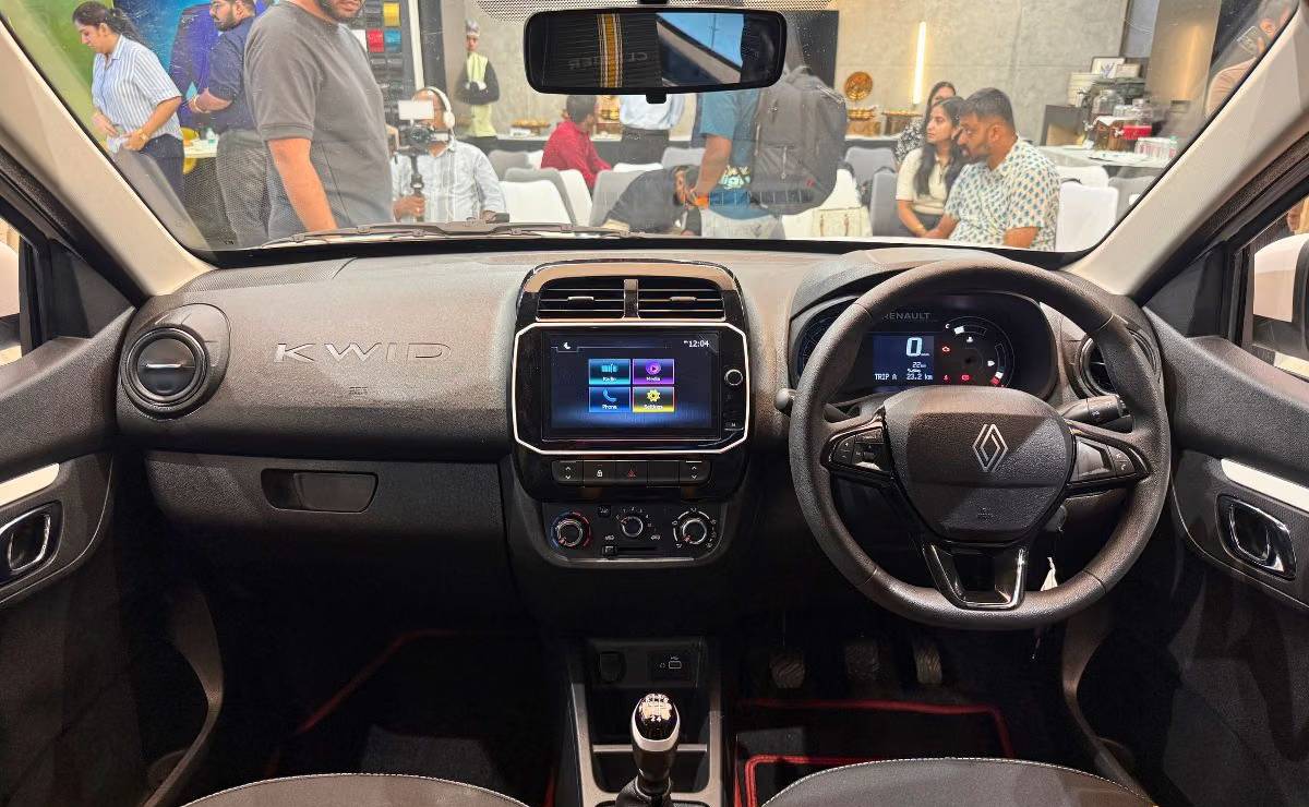 Renault Kwid 2026 interior