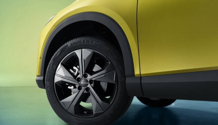 SUV BAIC X55 II Hybrid llanta