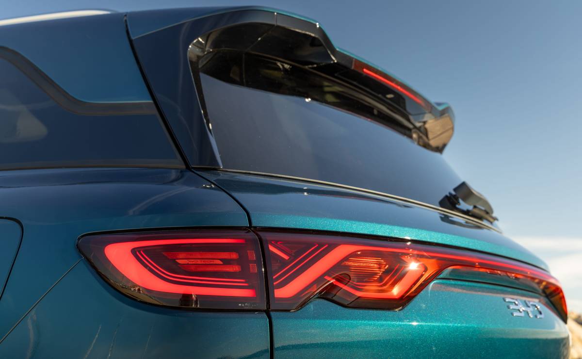 SUV BYD Atto 2 teaser