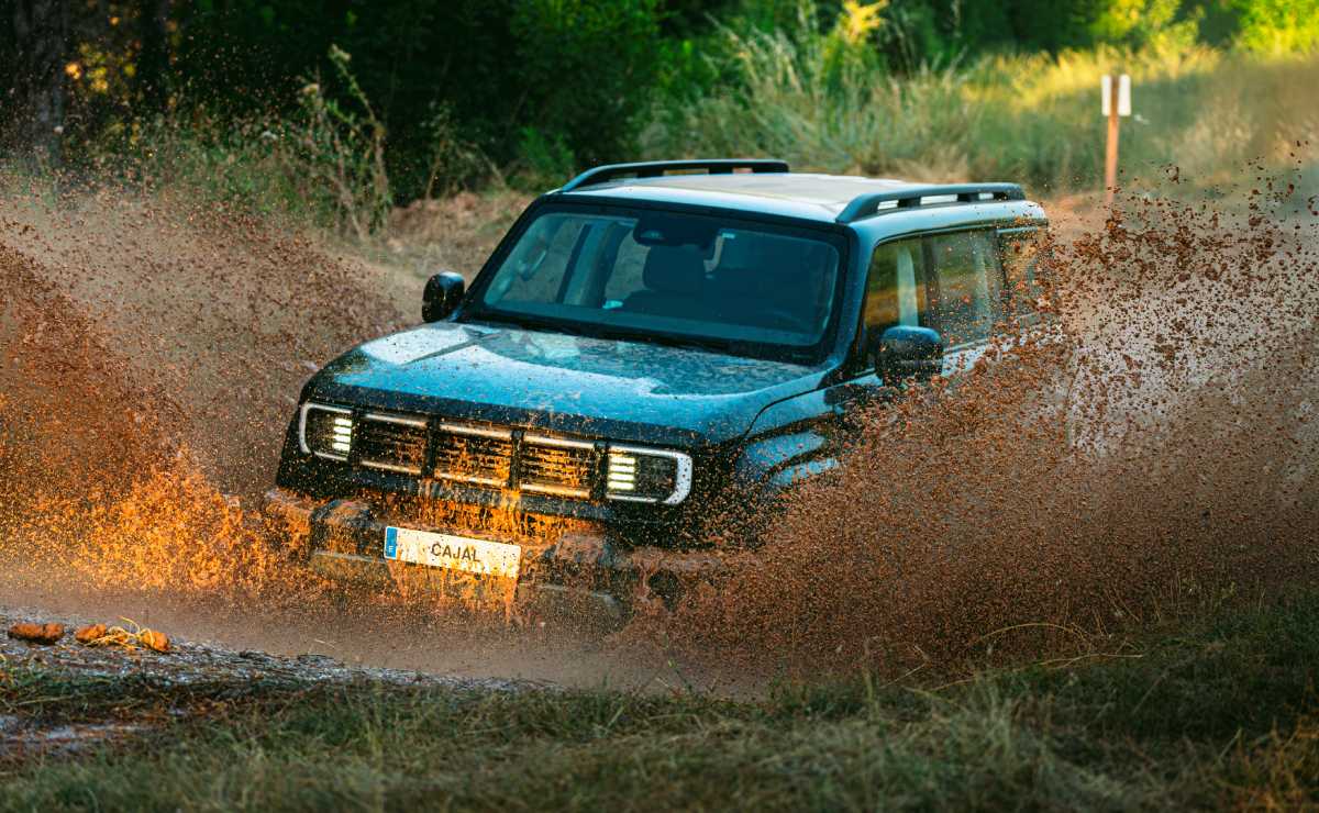 Santana Cajal SUV