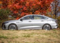 Sedan Chery Arrizo 8 perfil accion 1