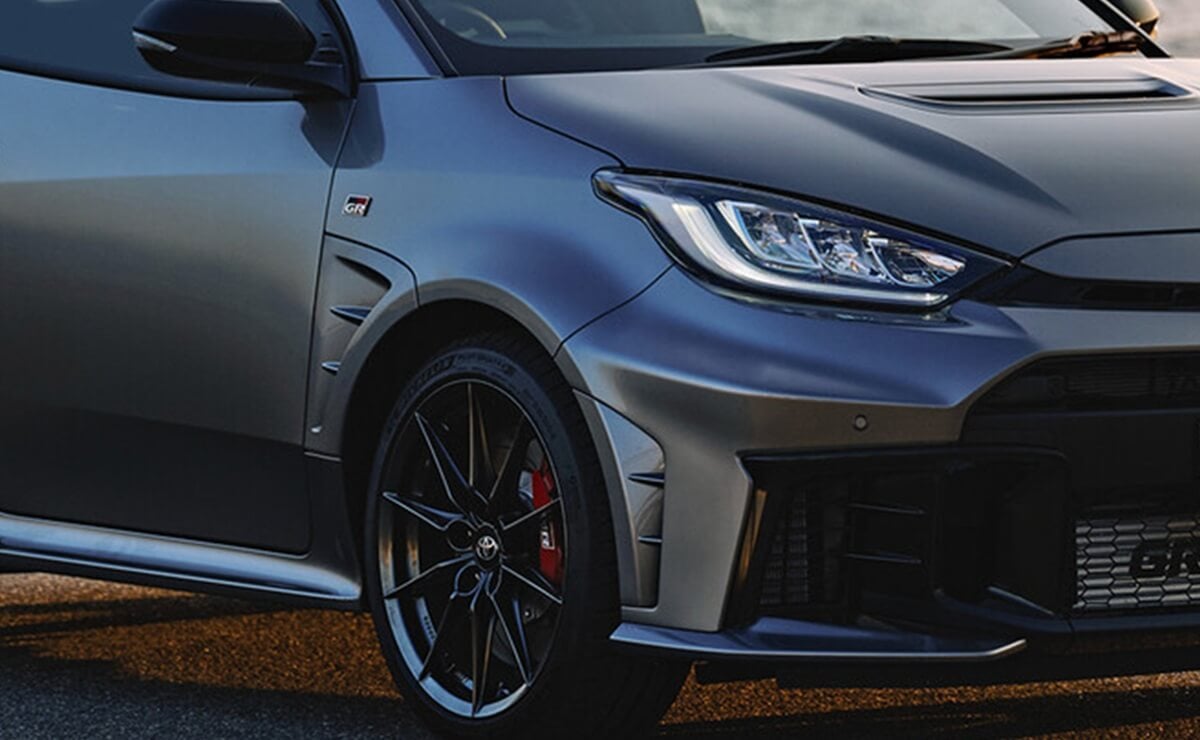 296 CV, otro diseño y más cambios: Toyota lanza el renovado Yaris más potente 1 Toyota GR Yaris Aero Performance Package 2027
