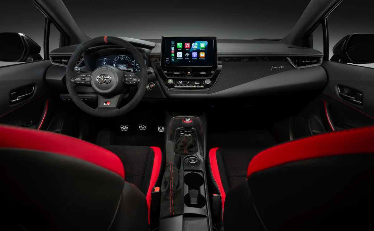 Así es la nueva edición limitada del Toyota Corolla deportivo: ¿qué mejoras tiene y cuánto cuesta? 7 Toyota GRMN Corolla 2026 2