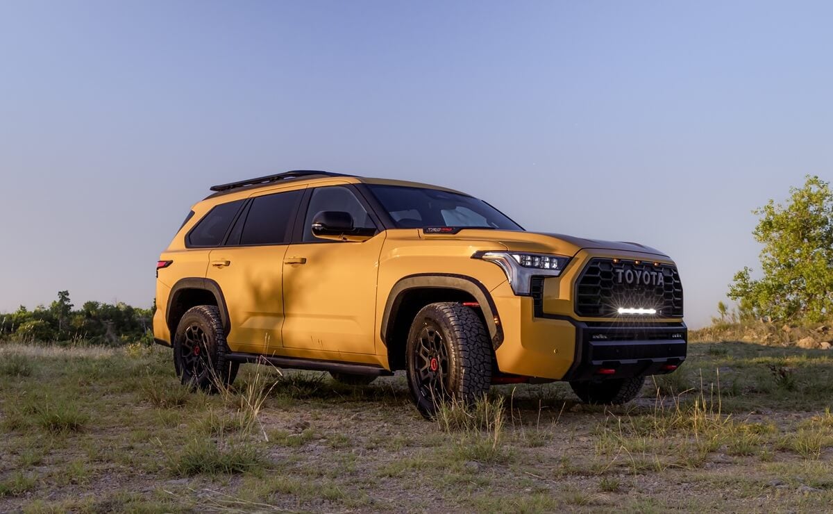 Es el más grande: Toyota renueva un SUV para competir contra Ford y Chevrolet 3 Toyota Sequoia 2027 5