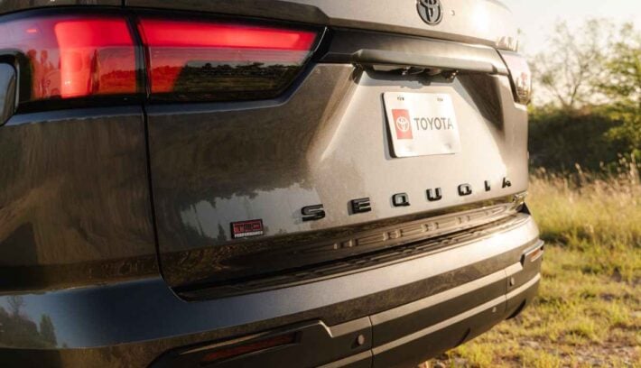 Toyota Sequoia 2027 (4)