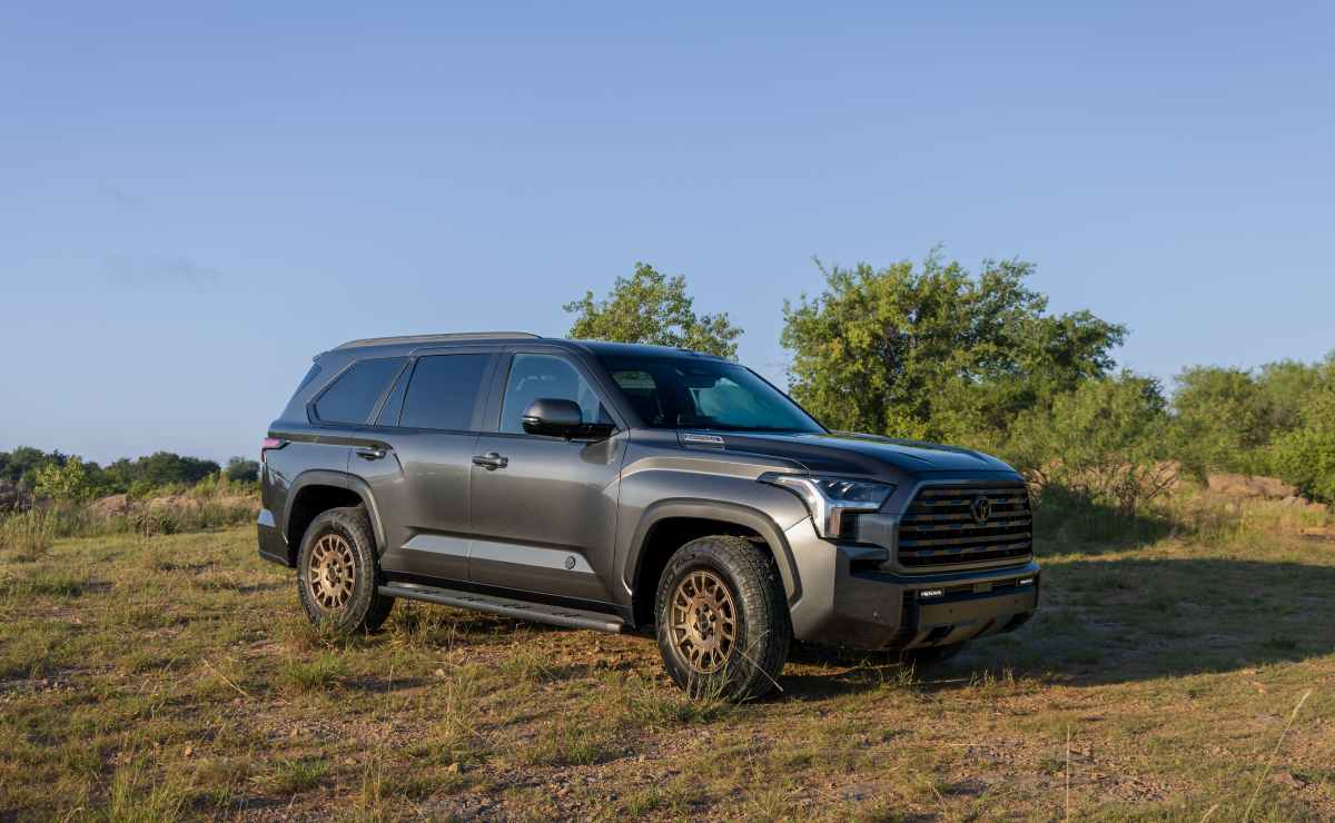 Toyota Sequoia
