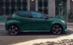 Toyota Yaris Hybrid 2026 en movimiento