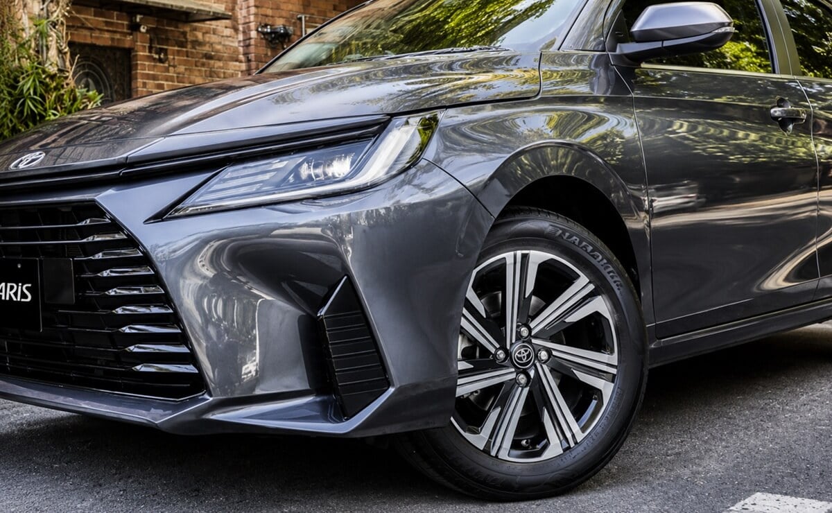 Versiones y precios del Toyota Yaris sedán