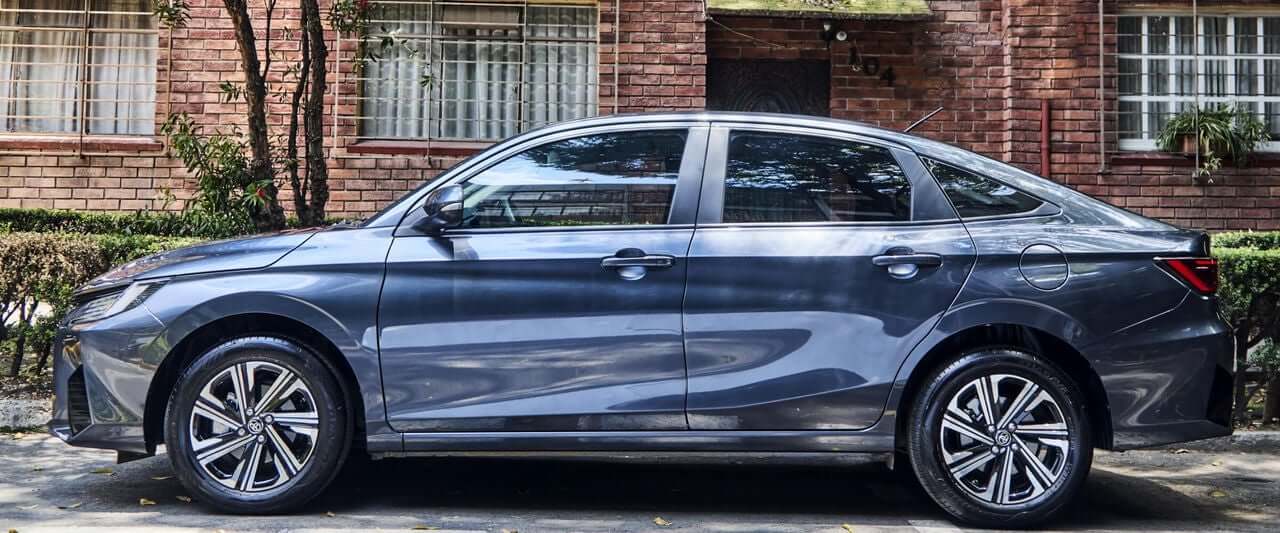 Toyota Yaris sedan