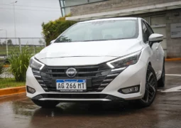 Nissan y los precios del Versa con sus versiones
