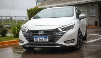 Nissan y los precios del Versa con sus versiones